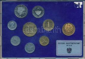 Ausztria 1984. 2gr-20Sch (8xklf) + "Hauptmünzamt" forgalmi sor, műanyag tokban T:AU, folt Austria 1984. 2 Groschen - 20 Schilling (8xdiff) + "Hauptmünzamt" coin set, in plastic case C:AU, spotted