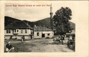 Zvornik, Hadzi Mahmud Dzamija mit einem alten Haus / street view with mosque (Rb)