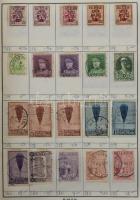 Kb 4.500-5.000 db bélyeg 5 db cserefüzetben, benne Olaszország, angol gyarmatok, Belgium, Hollandia,...