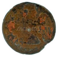 Ptolemaida Egyiptom Kr.e. 3. század k. AE26 bronz (12,13g) T:F
Ptolemaic Egypt around 3rd Century B...