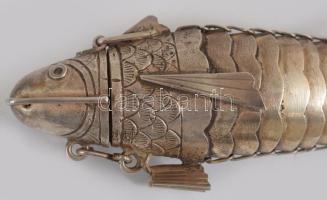 Halfigura, filigrán ezüst (Ag) psumintartó, mozgatható testtel. Antik, orosz, IX mesterjeggyel. h: 1...