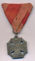 1916. "Károly-csapatkereszt" Zn kitüntetés rossz állapotú mellszalagon T:XF  1916. "Charles Troop Cross" Zn decoration with weak condition ribbon C:XF  NMK 295.
