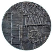 1970 k. Szocreál stílusú egyoldalas, öntött, ezüstpatinázott bronz emlékplakett jelzés nélkül (80mm) T:XF kopott ezüstpatinázás