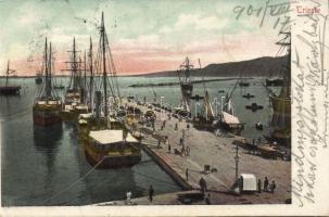 Trieste harbour, Trieszt, kikötő