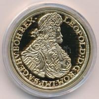 DN "A legértékesebb magyar érmék - I. Lipót tízszeres aranydukátjának replikája" aranyozott Cu emlékérem kapszulában, "COPY" jelzéssel, színes tájékoztatóval (40mm) T:PP