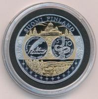 2002-2010 k. "Emlékérem az euróövezet országainak közös valutájáról - Finnország" aranyozott, ezüstözött Cu-Ni emlékérem kapszulában, tanúsítvánnyal (35mm) T:PP