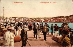 Mali Losinj, Lussinpiccolo; Passeggiata al Molo / pier, port (EK)
