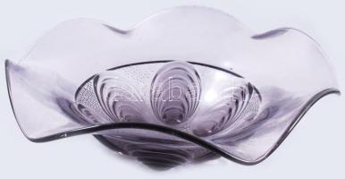 Mid-century lilán színezett üveg gyümölcskínáló. Jelzés nélkül, kis kopással, anyagában színezett, d: 37 cm, m: 12,5 cm