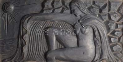 cca 1930 Art deco fa díszdoboz, kulcs nélkül, sérüléssel, tetején art deco női akt jelenettel, 34x22...