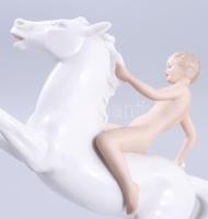 Wallendorf lovas amazon. Biszkvit és mázas porcelán, jelzett, hibátlan, 27x23 cm