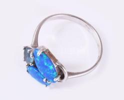 Ezüst (Ag) gyűrű, m:59, jelzett, tűzopállal, bruttó 3,2g