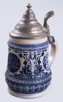 Díszes német kőedény söröskorsó, m: 18,5 cm
