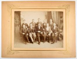 ca 1900 Selmecbányai mérnökök csoportképe, nagy méretű kemányhátú fotó 34x26 cm