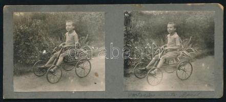 ca 1920 Doktorics Pisti pedálos automobilon sztereofotó 13x6 cm
