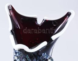 Iparművész vörösüveg váza, színtelen és fehérüveg rátétekkel, szakított üveg, jelzés nélkül, hibátla...