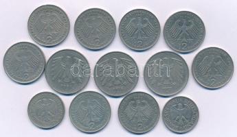 Német Szövetségi Köztársaság 1969-1989. 2M (8xklf) + 1976-1985. 1M (2xklf) + 1977-1981. 5M (3xklf) T:XF,VF Federal Republic Germany 1969-1989. 2 Mark (8xdiff) + 1976-1985. 1 Mark (2xdiff) + 1977-1981. 5 Mark (3xdiff) C:XF,VF