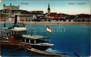 1915 Pozsony, Pressburg, Bratislava; Donaulände / Dunasor, vár, gőzhajó magyar zászlóval. Vasúti levelezőlapárusítás 19. 1915. / Danube, castle, steamship with Hungarian flag (EB)