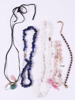 Zacskónyi ásvány karkötő, opál, lapis lazul, hegyikristály, stb.