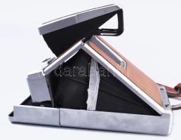 cca 1970 Polaroid SX-70 Alpha 1 fényképezőgép, vállpánttal, jó állapotban