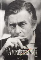 Debreczeni József: A miniszterelnök. Antall József és a rendszerváltozás. A szerző, Debreczeni József (1955- ) politikus, politikai elemző, közíró által dedikált példány. Bp., 1998, Osiris. Első kiadás. Kiadói kartonált papírkötés.