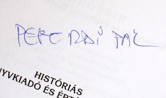 Peterdi Pál: Gyarmati sors, avagy egy bal kéz története. A szerző, Peterdi Pál (1925-2000) sportoló,...