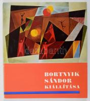 Bortnyik Sándor kiállítása. A kiállítást rendezte és a katalógust összeállította: N. Pénzes Éva, Pogány Ö Gábor. Bp., 1969, Magyar Nemzeti Galéria. Egészoldalas fekete-fehér képekkel, Bortnyik Sándor (1893-1976) festőművész, grafikus műveinek reprodukcióival illusztrálva. Kiadói papírkötés.