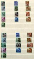 1945-1946 Inflációs bélyegek több példányos készlete 30 lapos A/4 + 8 lapos A/4 berakóban, benne néhány összefüggés, gépszínátnyomat