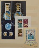 Magyar blokk és kisív tétel többletpéldányokkal a 60-as évekből 12 lapos, A/4-esnél szélesebb berakóban