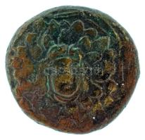 Ókori Görögország / Pontos Kr.e. 85-65 / Amisos / AE20 bronz (6,89g) T:VF / Ancient Greece / Pontos 85-65 BC / Amisos / AE20 bronze "AMI-[SOU]" aegis with gorgoneion in centre / Victory advancing right, holding palm (6,89g) C:VF