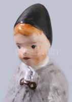 Juhász. Iparművész kerámia figura, belül tűzrepedt, m: 16,5 cm