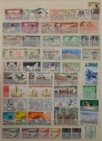 Vegyes európai, tengerentúl bélyegek sok sorral, postatisztákkal nagyrészt A/4 berakókban + 1 db üre...