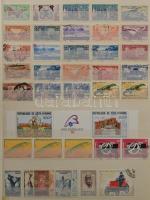 Vegyes európai, tengerentúl bélyegek sok sorral, postatisztákkal nagyrészt A/4 berakókban + 1 db üre...