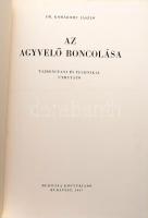 Dr. Komáromy László: Az agyvelő boncolása. Tájbonctani és technikai útmutató. Bp.,1967, Medicina, 124 p. Első kiadás. Kiadói műbőr-kötés.