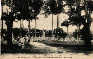 1928 Fort-de-France, Statue de l'imperatrice Josephine / Savane square, Josephine's statue...