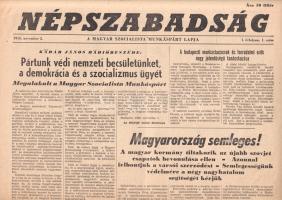 [Folyóirat, 1956.] Népszabadság. A Magyar Szocialista Munkáspárt lapja. I. évfolyam, 1. szám. (1956. november 2.) [Kádár János rádióbeszéde: Megalakult a Magyar Szocialista Munkáspárt. Vegyétek fel a munkát! Maléter Pál felhívása. Nagy Imre rádióbeszéde.] Budapest, 1956. Nyomda nélkül. 4 p. Folio. A Népszabadság a szovjet fegyverek segítségével helyzetbe hozott Kádár János új pártjának, az október 31-én létesült MSZMP-nek a hivatalos lapja. Jóllehet Kádár János november 1-jén rádióbeszédet intézhetett a néphez, beszéde még nem kormánybeszéd volt: kormányra jutása a fennálló Nagy Imre-kormány jelenlétében még volt bizonyos. Ennek jegyében a Népszabadság első lapszámaiban békülékeny, lojális hangot üt meg, elismeri a Nagy Imre-kormány eredményeit, közli a kormány Magyarország semlegességére vonatkozó proklamációját, a fő hangsúly azonban a kádári MSZMP programbeszédén van, amely néhány nappal később, a szovjet tankok budapesti bevonulása után kormánybeszéddé alakult, a megtorlás pedig nem sokkal később megkezdődött. A tartalomból: Kádár János rádióbeszéde: Pártunk védi nemzeti becsületünket, a demokrácia és a szocializmus ügyét -- A magyar kormány tiltakozik az újabb szovjet csapatok bevonulása ellen -- A hősi harc egységét vigyük a békébe! -- Vegyétek fel a munkát! -- A magyar és egyiptomi harcok a világközvélemény középpontjában. Jó állapotú lap, hajtogatva.