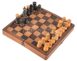 Hiányos sakk készlet, 20x20 cm