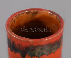 Fórizsné Sárai Erzsébet: Vérmázas váza. Jelzés nélkül, alján mázhibával, m: 19,5 cm