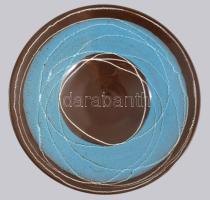 Iparművész vonalazott dísztál. Hibátlan, d: 28,5 cm