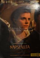 Napszállta. Nemes Jeles László filmje (Saul Fia Oscar-díjas rendezőjétől). Filmplakát, papír. Lapszéli apró szakadással és gyűrődésekkel. Feltekerve. 98x68 cm