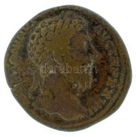 Római Birodalom 172-173 / Marcus Aurelius / Róma / Sestertius bronz (21,87g) T:VF / Roman Empire 172-173 / Marcus Aurelius / Rome / Sestertius bronze "M ANTONINVS AVG TR P XXVII / [RESTITVTORI ITA]LIAE IMP VI COS III - S-C" Aurelius standing left, holding spear and raising kneeling figure of Italia who holds a globe (21,87g) C:VF RIC III 1078