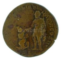 Római Birodalom 172-173 / Marcus Aurelius / Róma / Sestertius bronz (21,87g) T:VF /
Roman Empire 17...