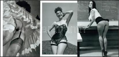 "Csiklandós felvételek a hölgyek csábító praktikáiról", szolidan erotikus felvételek, 3 db modern nagyítás, jelzés nélkül, 21x15 cm