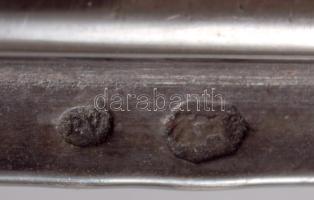 Ezüst (Ag) doboz, fa betéttel, jelzett, 11x9 cm, bruttó 227g