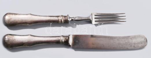 12 darabos, hat személyes ezüst nyelű villa és kés készlet, nagy méret 22-27 cm, Nagyon szép egészbő...