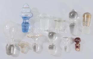 11 darab régi üvegdugó.