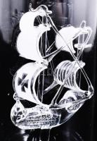 Mazzetti dísz italos üveg, belül hajó formával, hibátlan, m: 18,5 cm