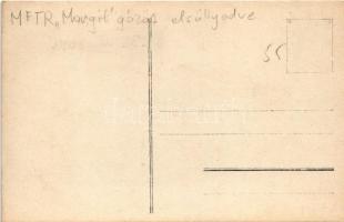 MARGIT oldalkerekes gőzhajó kiemelése az 1908. március 28-án Pancsovánál a szerb MACVA gőzhajóval tö...