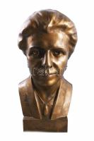 Vastagh László (1902-1972): Édesanyám. Bronz, 1935, patinával, jelzett, m: 34,5 cm /// László Vastagh (1902-1972): My Mother. Bronze, 1935, with patina, signed, height: 34.5 cm