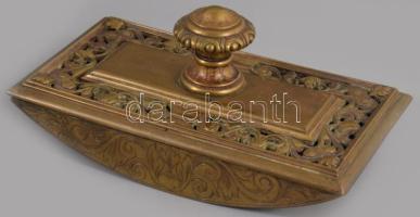 Díszes réz tapper, 15,5x8,5x7 cm