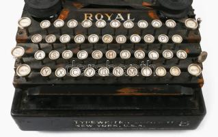 1906-1914 Royal Typewriter Company Royal "Flatbed" írógép. Jó állapotban, 38x38 cm